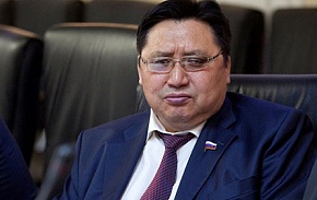 Секцию по привлечению в Арктику квалифицированных кадров промодерирует сенатор Александр Акимов